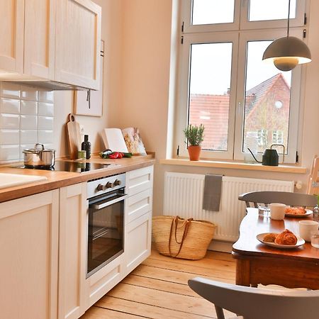 Apartments Am Bahnhof Stralsund Extérieur photo