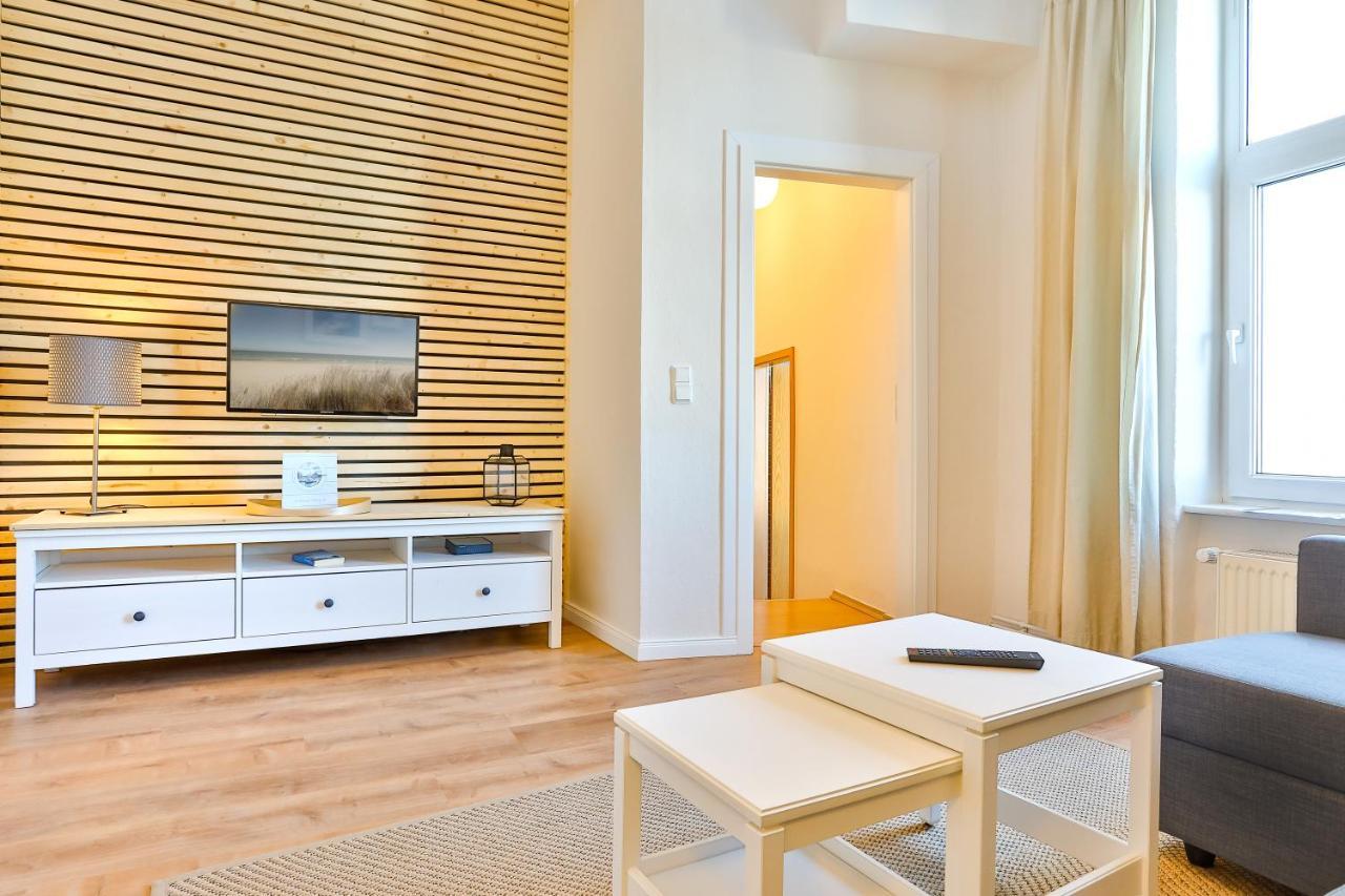 Apartments Am Bahnhof Stralsund Extérieur photo